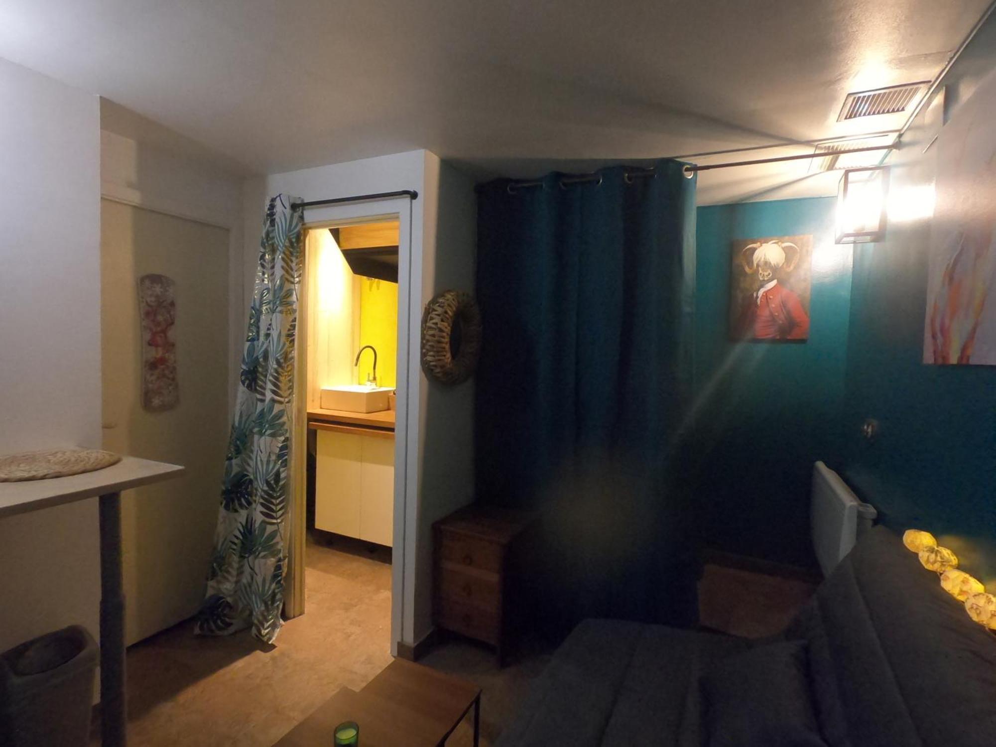Petit Studio Cosy Saint-Pierre-dels-Forcats Eksteriør billede